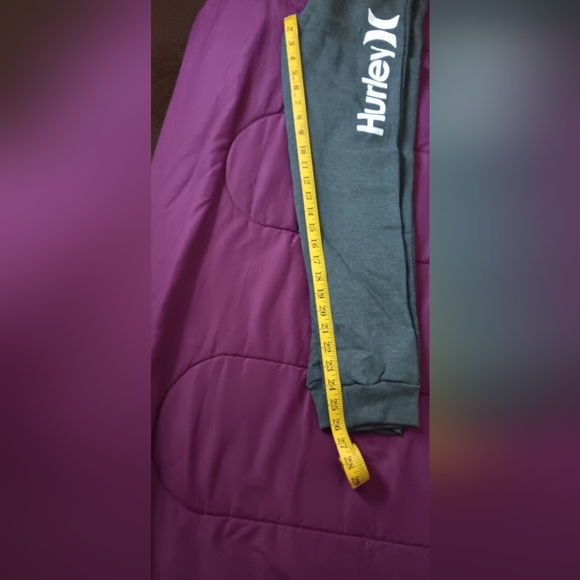 - Boys Hurley joggers suit size 14-16 🆕 - Picture 3 of 3